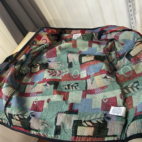 Size 12, Tradition Country Collection, zipperup coat/sweater, multicolour floral - Picture 7 of 13